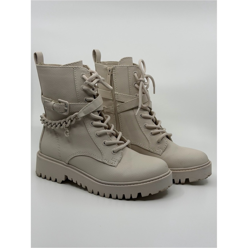 Guess Gwoulsie Combat Boots Beige Lug Sole Chain Lace Up Ankle Boots Women's 6.5